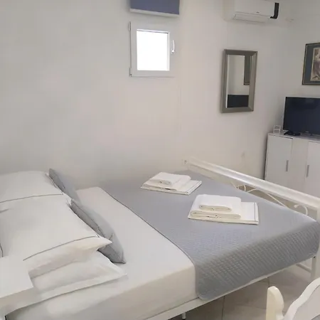 Edo Apartment Vis