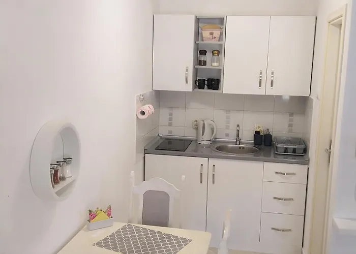 Edo Apartmán *