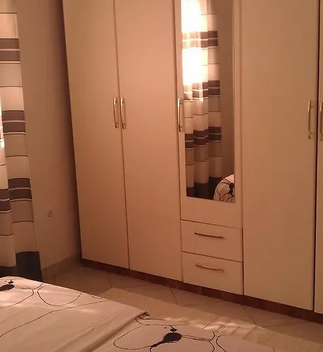 Edo Apartmán